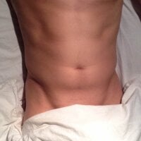nudeboy100's webcam live show
