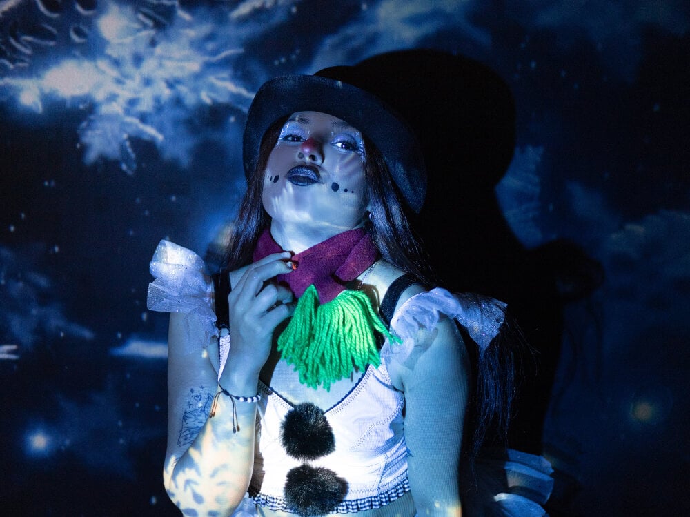 Live sex webcam photo for KathiaLuu #290463493