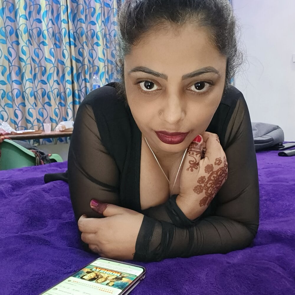 elivecams.com land_dalo livesex profile in somewhere-on-that-planet cams