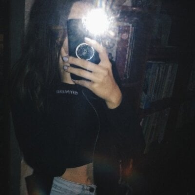 cherry_ladyyy_ from stripchat