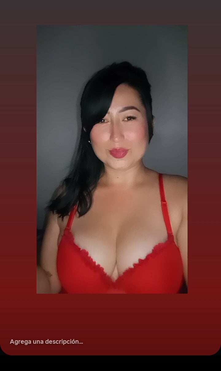 watchgirlcam.com samantha_gomez6 livesex profile in curvy cams