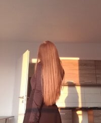 _Karolina___'s Offline Chat Room