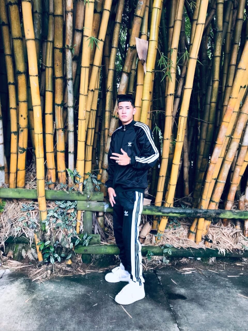 Axel_BIGCOCK