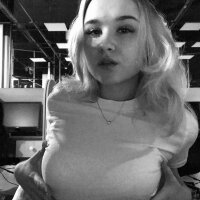 FannyBorge's Offline Chat Room