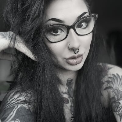 seductivescarlett25xx from stripchat