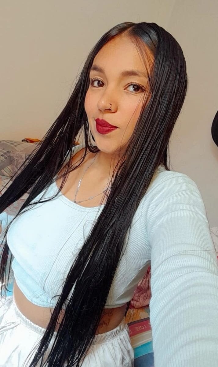 stefani_stg from stripchat
