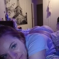 Mallory83's Offline Chat Room