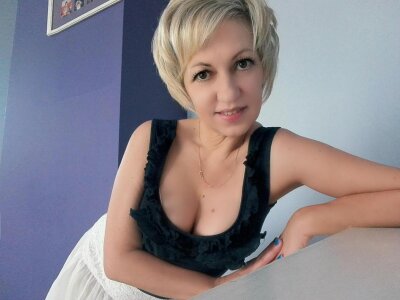 MilfLuisse 🐆 online nude webcam