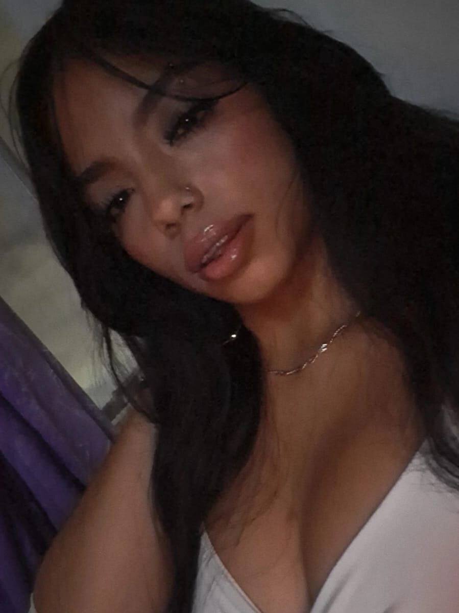 roxane_a profile