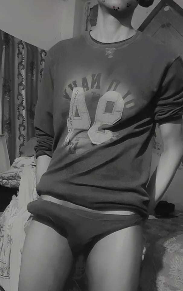 strawberry_pussy_hunter_ Adlı Modelin Çevrimdışı XXX Sohbeti