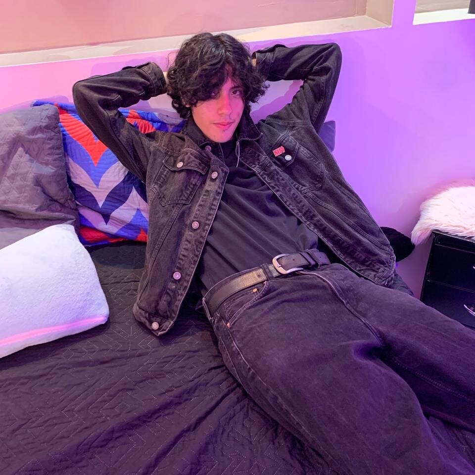 Zack__phantom's Offline XXX Chat