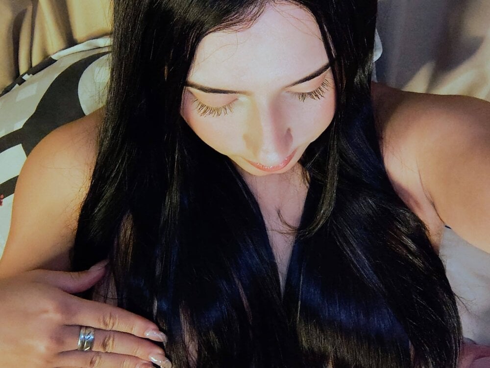 mysticdooll69 webcam profile - Saudi Arabian