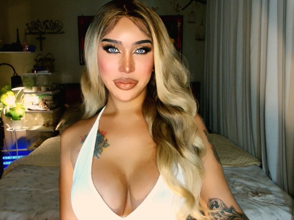 i_am_ur_queen from stripchat
