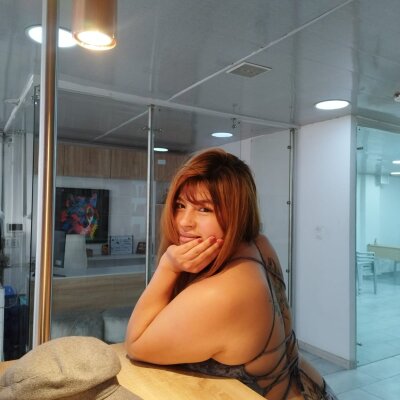 laila_sanz from stripchat