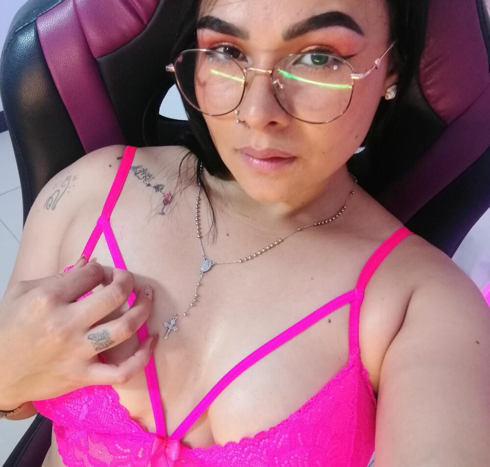 alehia_bella