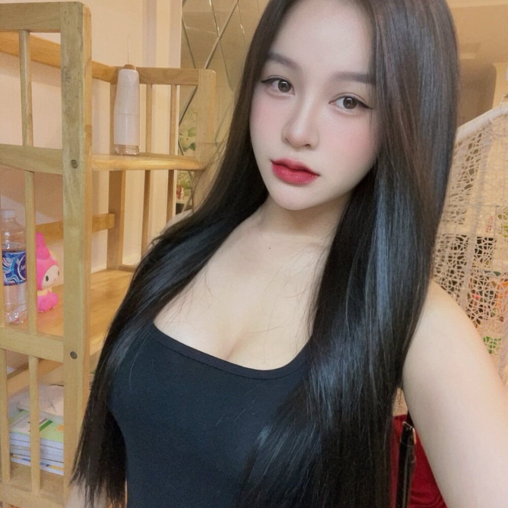 sexcam-girls.com -nancyy- livesex profile in 5-miles-from-you cams