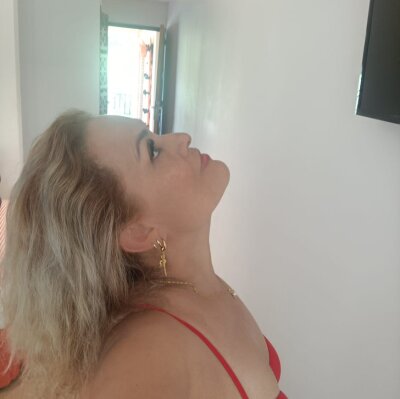 carolinejones707rs - new mature