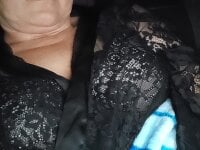 NewHotcouple2608's Offline Chat Room