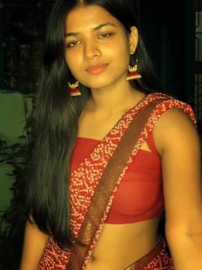 Meera_nila24