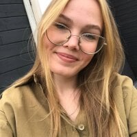 EarthaBolyard's Offline Chat Room