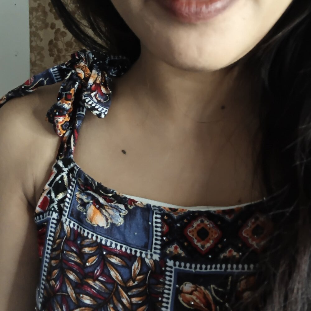 bestlivesexchat.com kavya_006 livesex profile in droped-down-from-the-skies cams