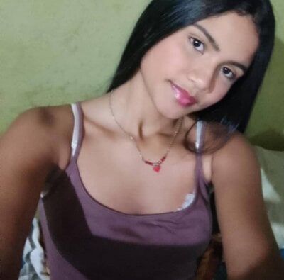 aisha-duboin from stripchat