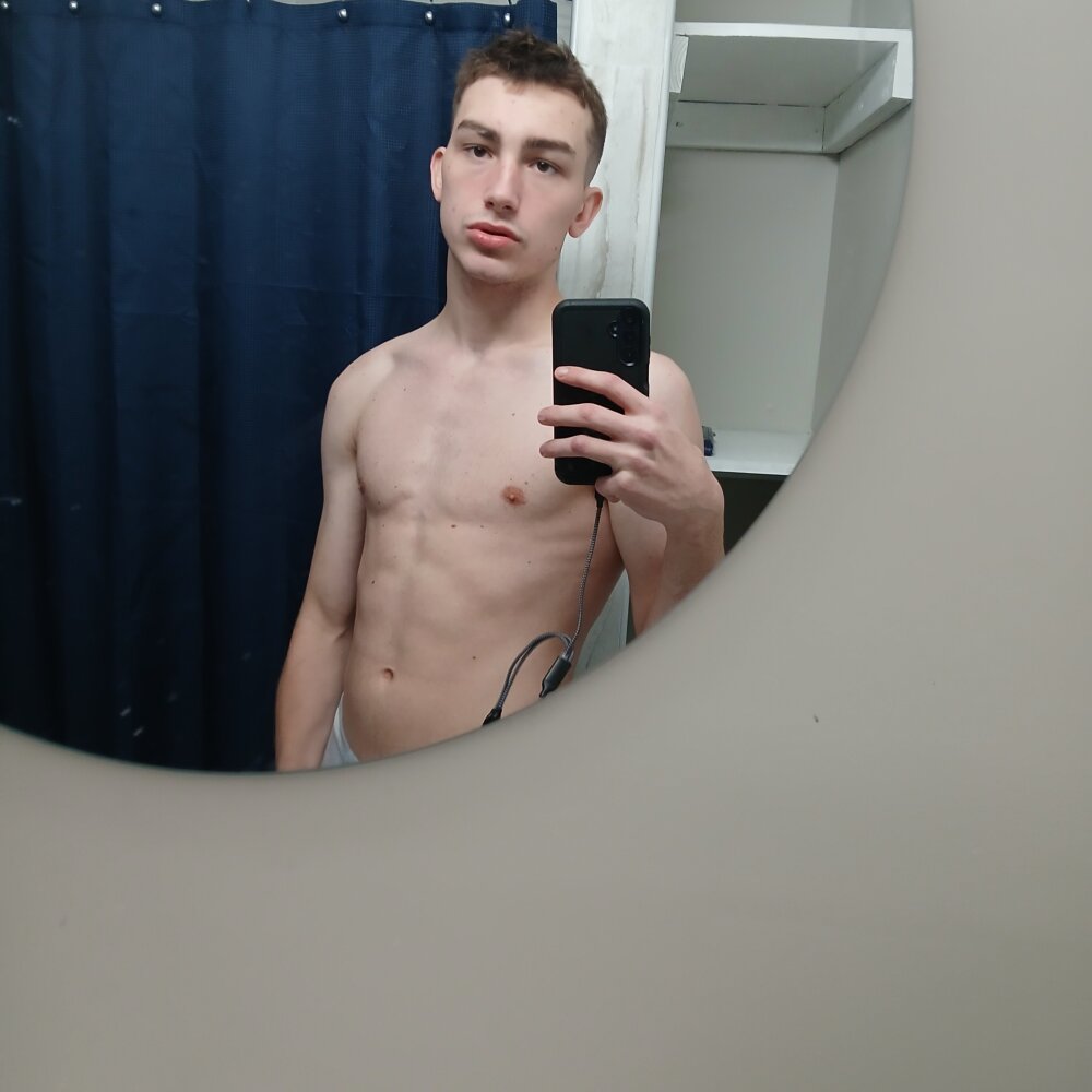 CurvyWeakling's Offline XXX Chat