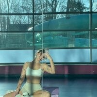 BadAfina's webcam live show