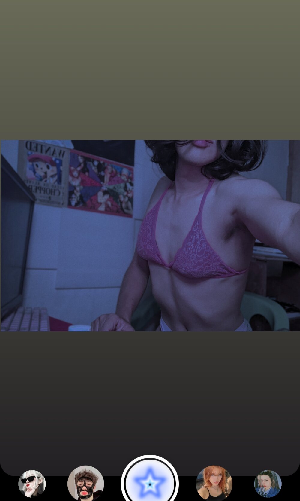 Maxxxine6_9