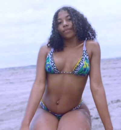 BellaDeLaVega
