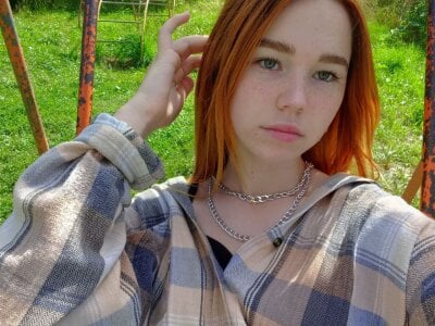 Iris_WoW - petite redheads