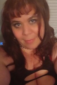 Brandy_Jade_4ev's Offline Chat Room