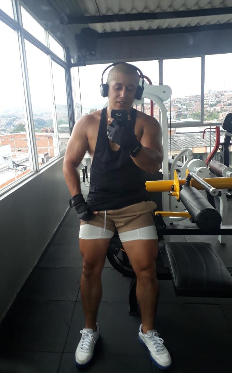 sexyboyhot9205