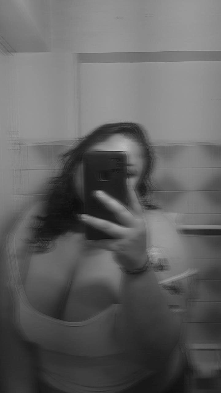 Play_Hot_Room_