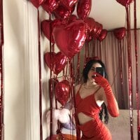 Bellahellamur's Offline Chat Room