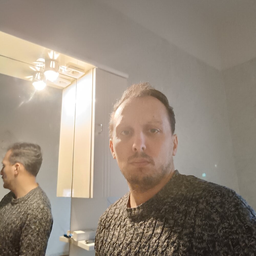 Marchot11111's Offline XXX Chat