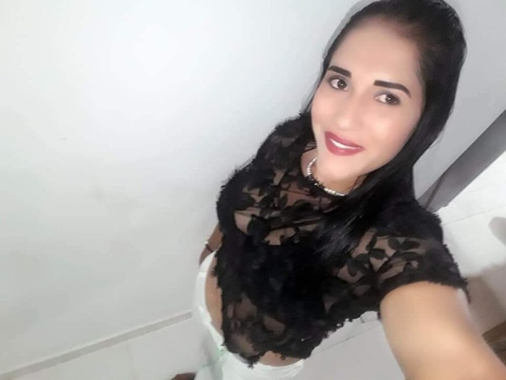 Roxanna-- profile