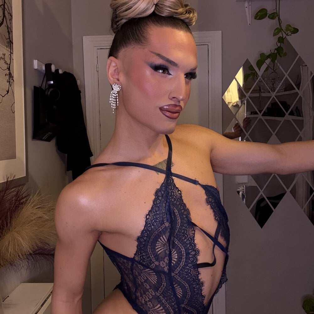 crystal_________ from stripchat