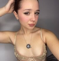 Модель KariDollar