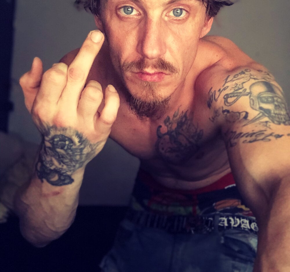 Live sex webcam photo for Colep91 #290100983