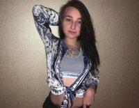 sara_sunny's Offline XXX Chat