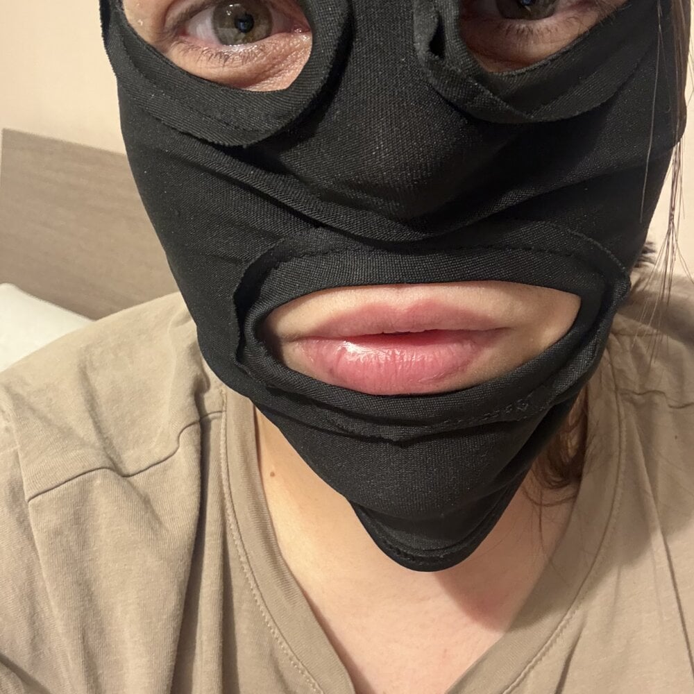 latimida26 離線 XXX 聊天