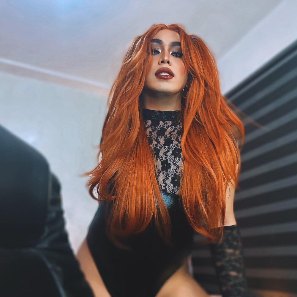 dominaaurumxxx