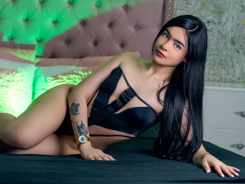 paolasanz from stripchat
