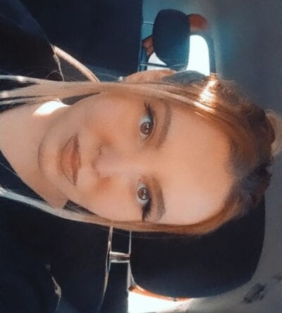 LineaDemie Female C2c Cam Naked