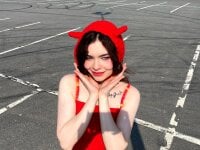 JaneeWatts' Offline Chat Room