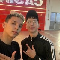 Averange_boys_X webcam thumbnail
