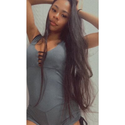 Sabrii_woman Avatar
