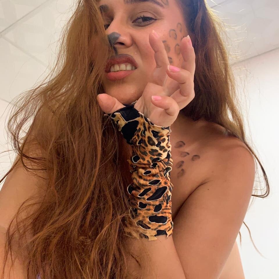 stripchat valeria22love webcam profile pic via cheapadultsexcams.com