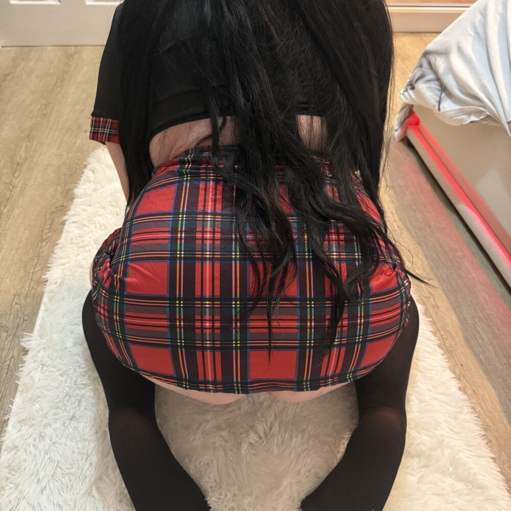 sexcam3d.net StropineLa16 livesex profile in white-hair cams